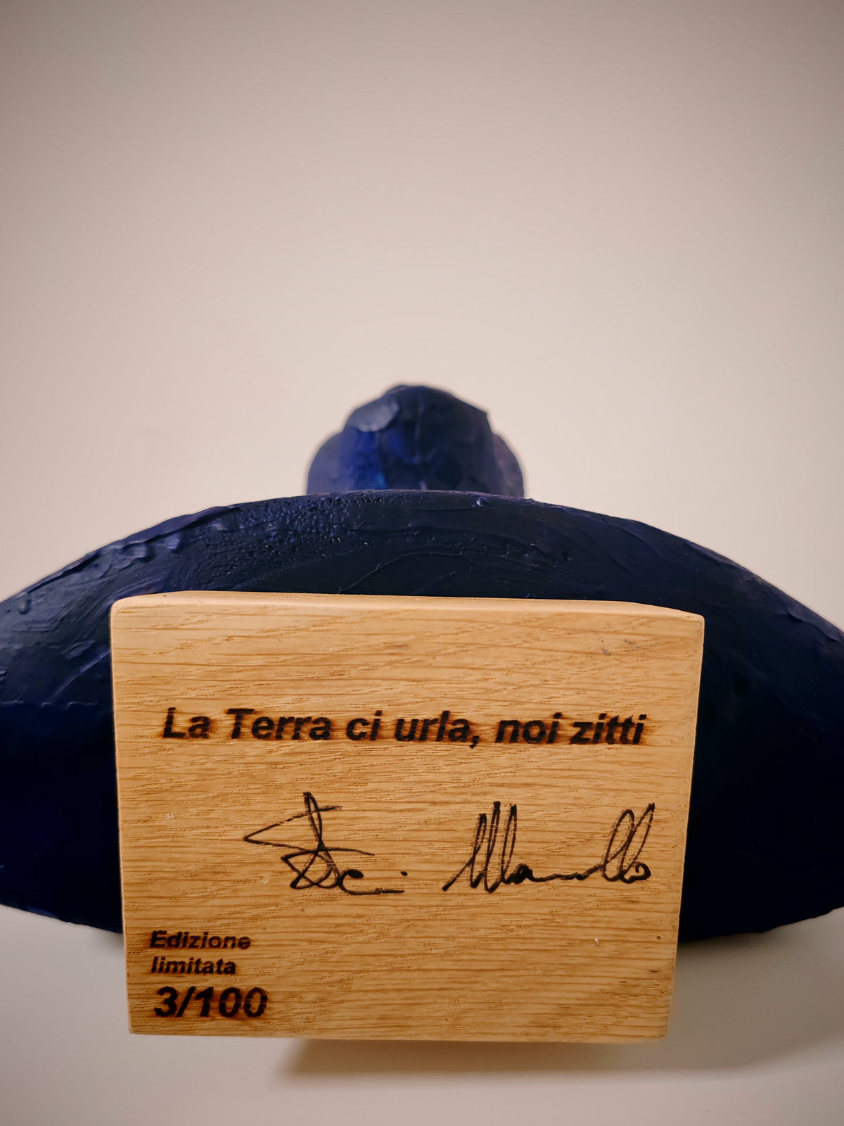 scultura in serie limitata di 100 pezzi unici al mondo