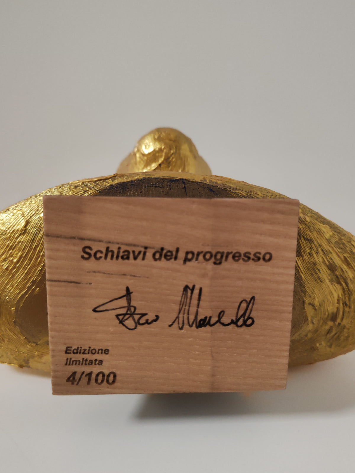 scultura in serie limitata di 100 pezzi unici al mondo