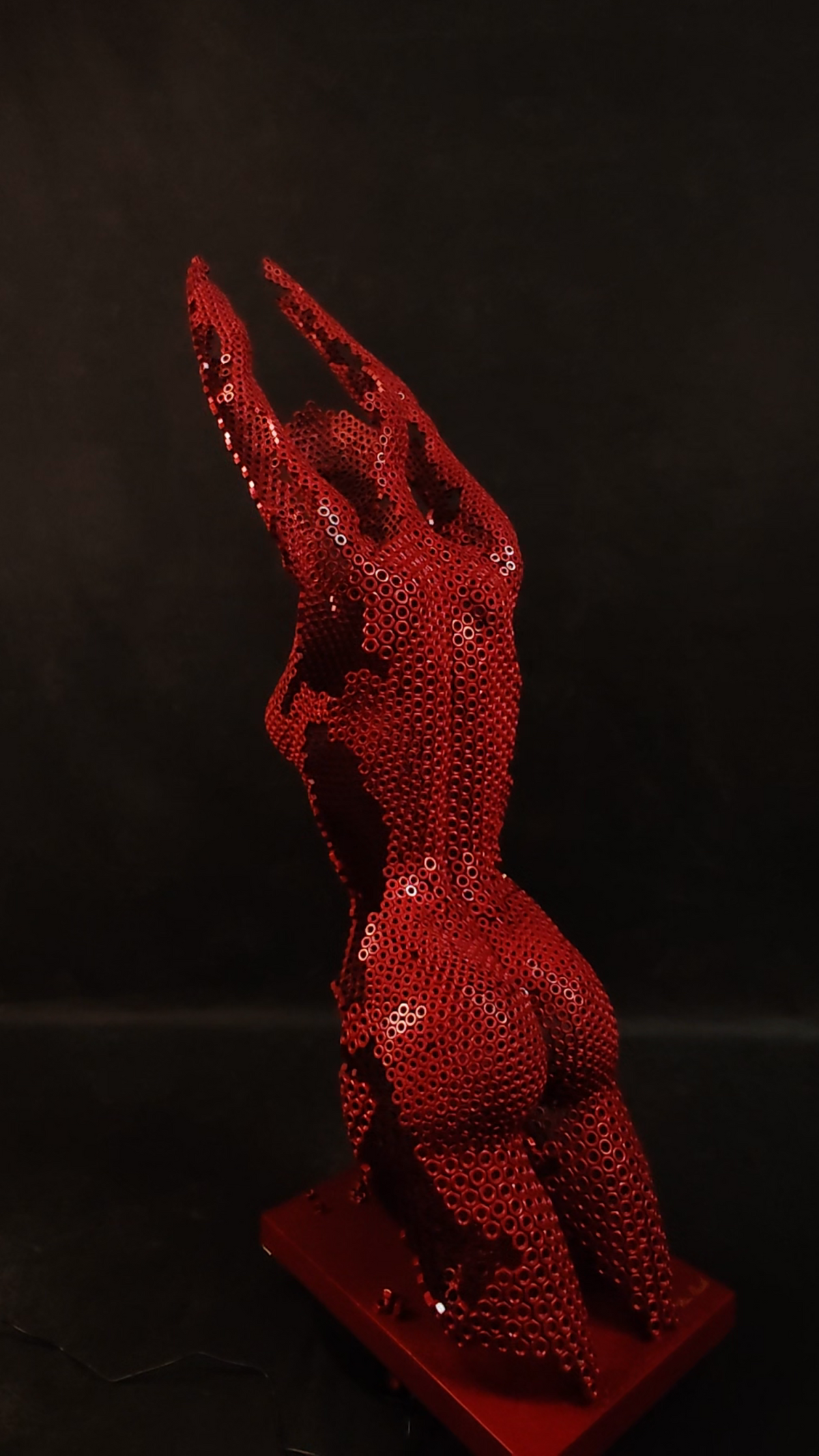 scultura WEIGHTLESS