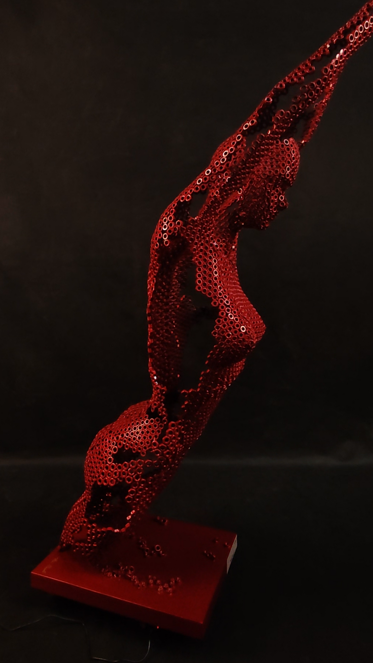 scultura WEIGHTLESS