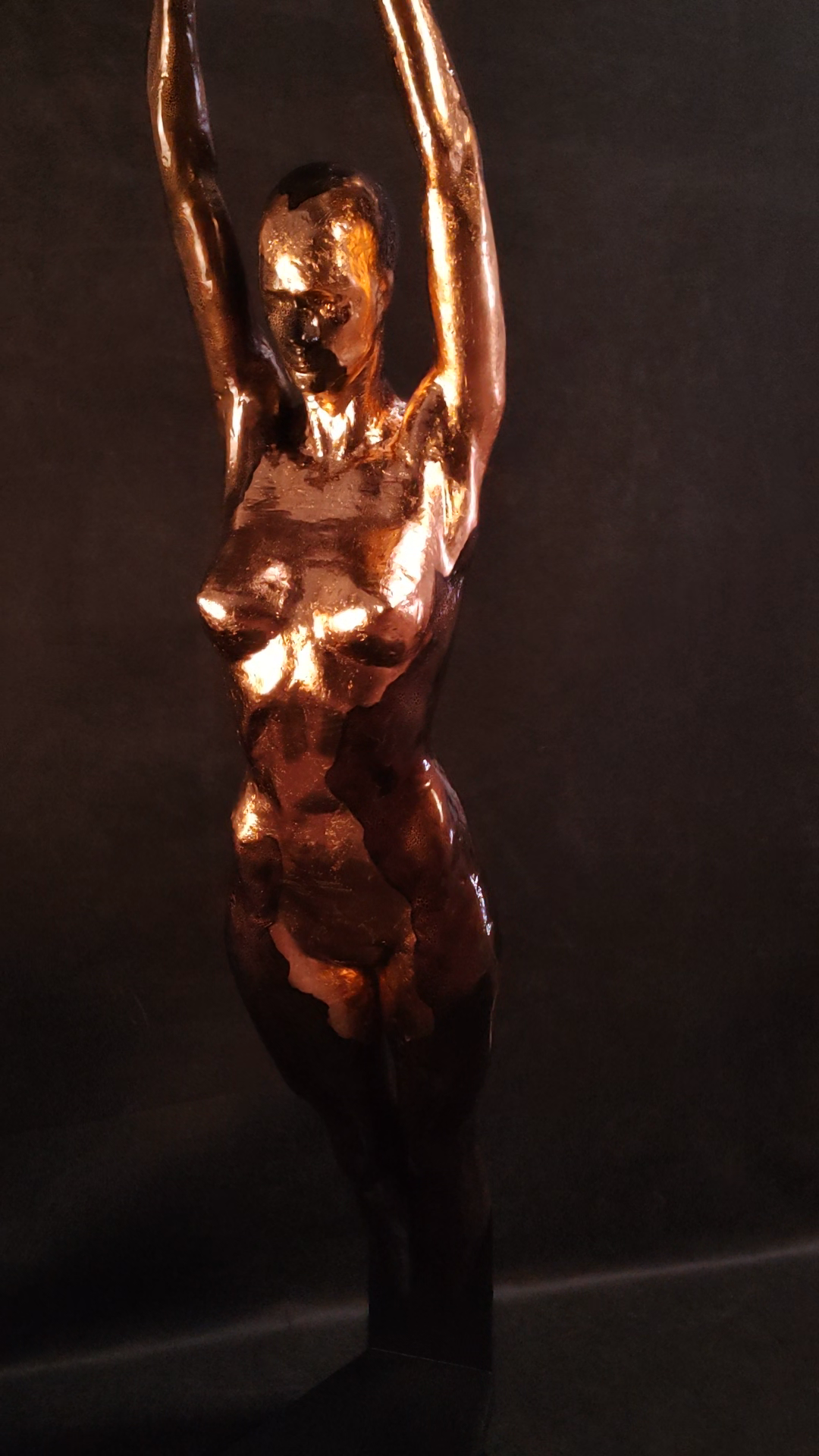 scultura DEA DEL FUOCO