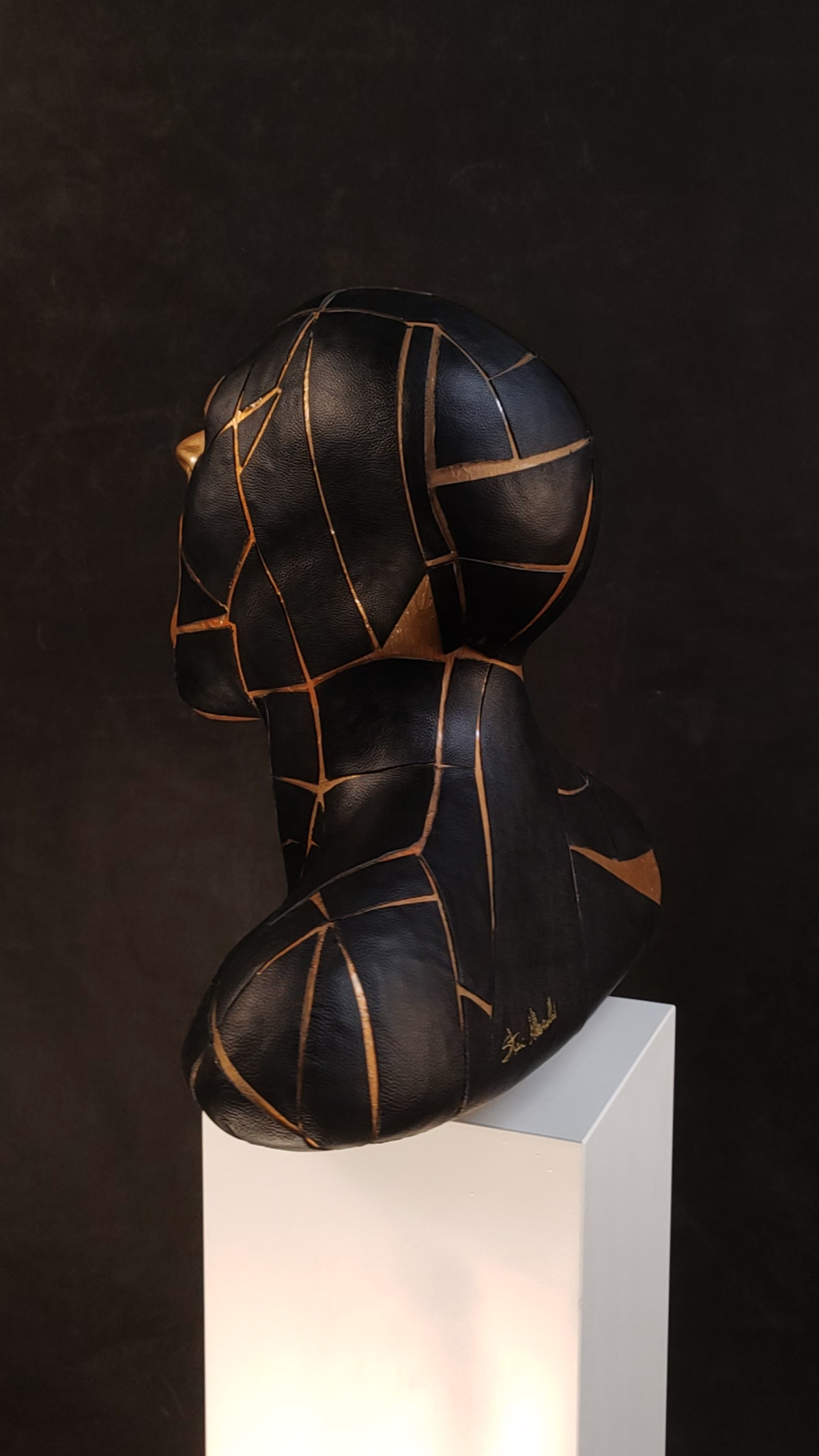 sculpture THE GENTLE EROSION